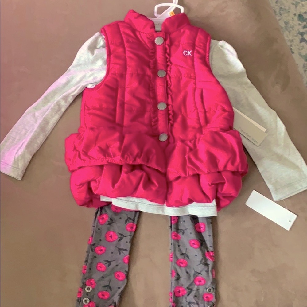 NWT Calvin Klein 3 piece set